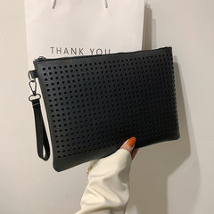 Bolso de Dama Perforado